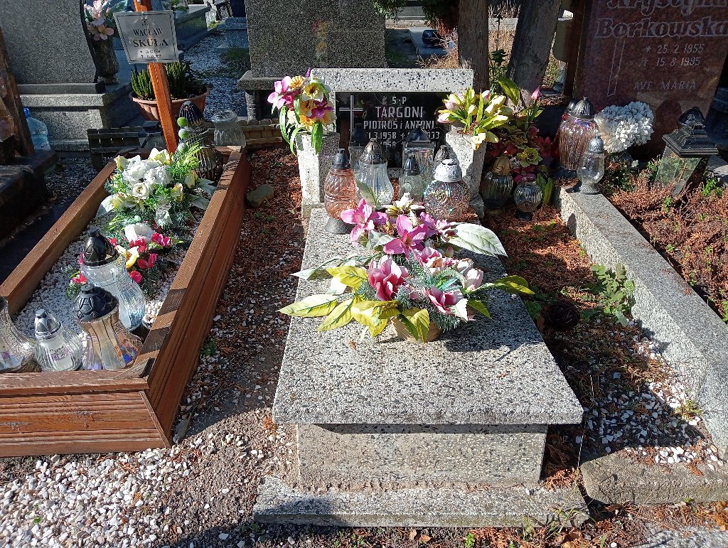 Grób Ryszard Targoni